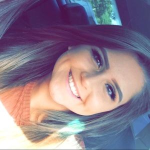 Meet your Posher, Michaela